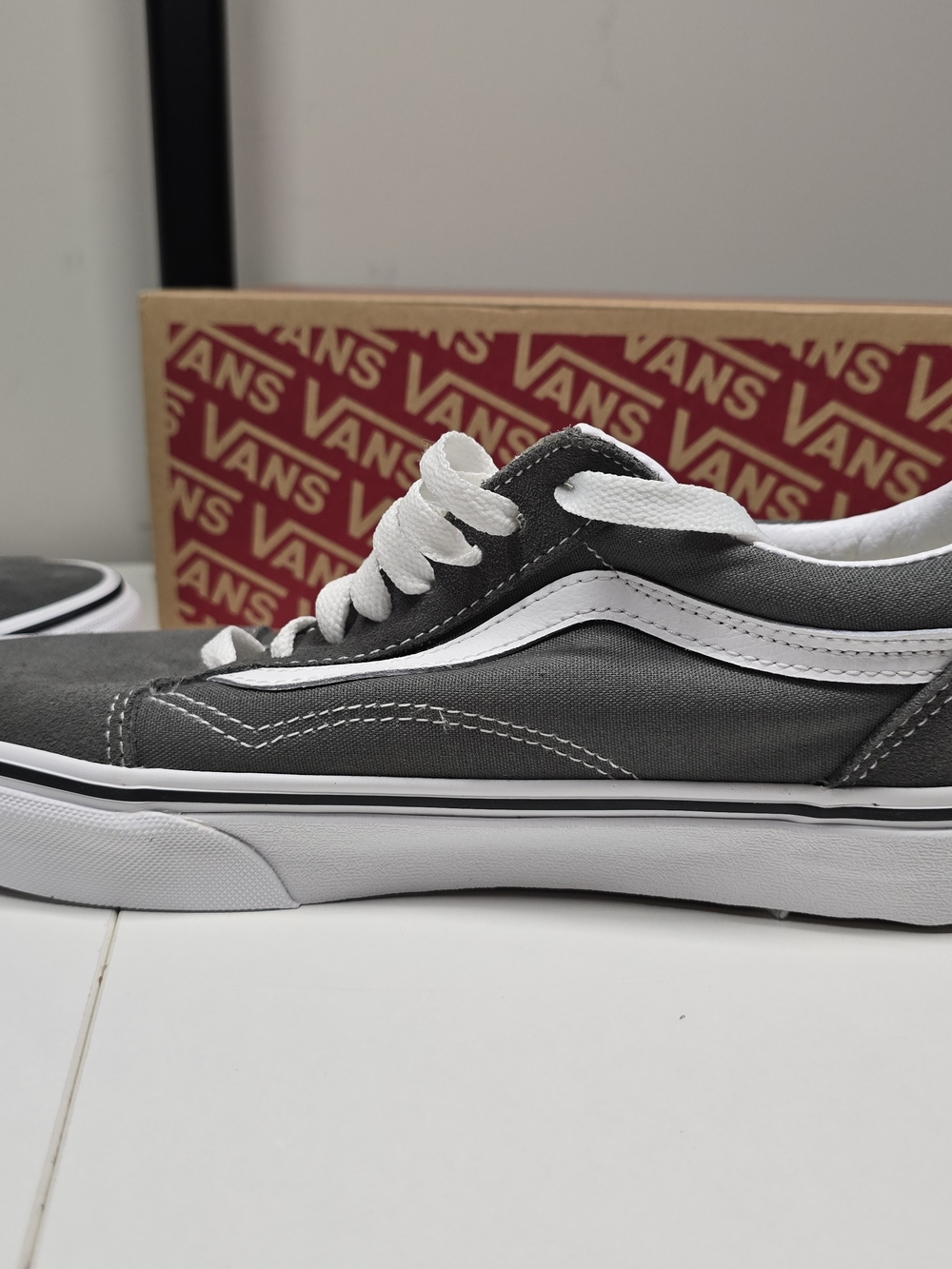 Vans Old Skool Sneakers Pewter/True White Women’s 8.5 NWOT with Box - Picture 11 of 14
